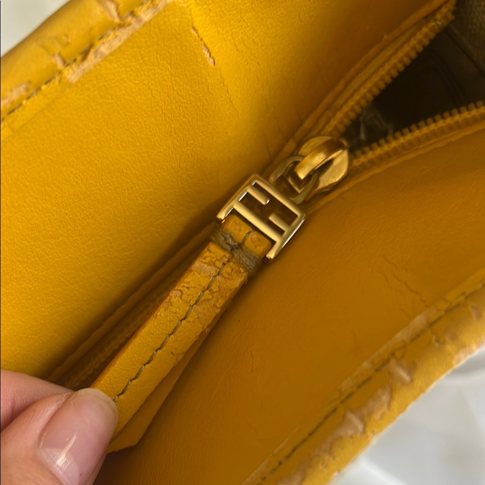 FENDI roll bag leather and woven raffia tote yellow/tan - Picture 14 of 17
